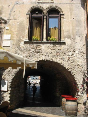 Palazzo Fregoso Διαμέρισμα Γκάρντα Εξωτερικό φωτογραφία